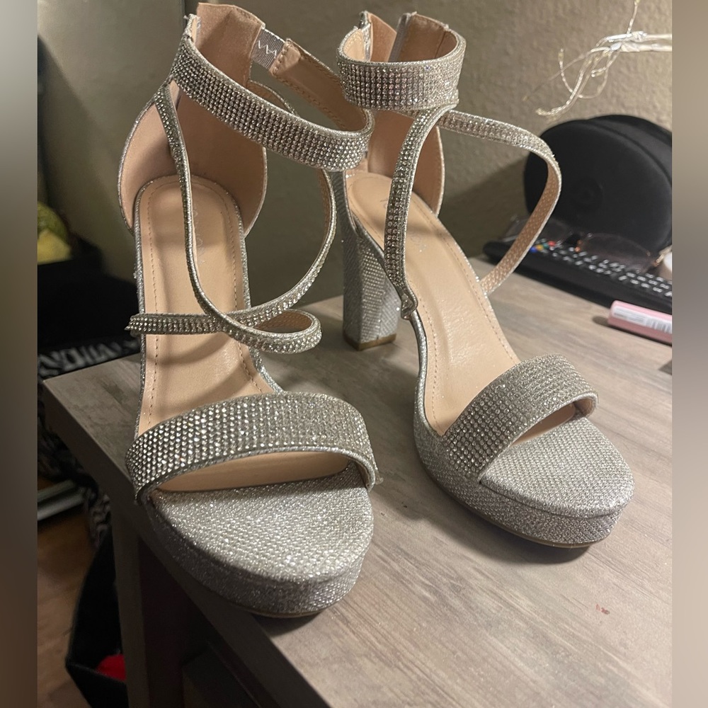 Silver bedazzled heels for perfect night out, size 7